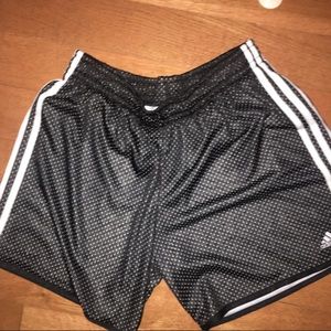 Adidas women’s mesh shorts sz m black